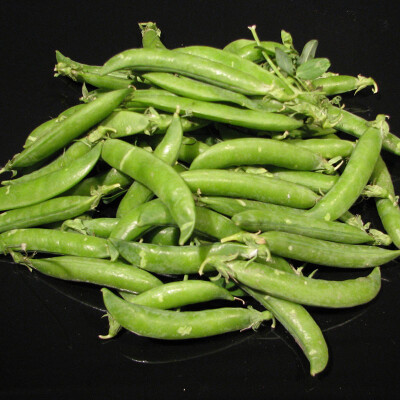Hrášek čerstvý český 1 kg