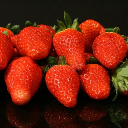 Jahody 1 kg - hlavní obrázek